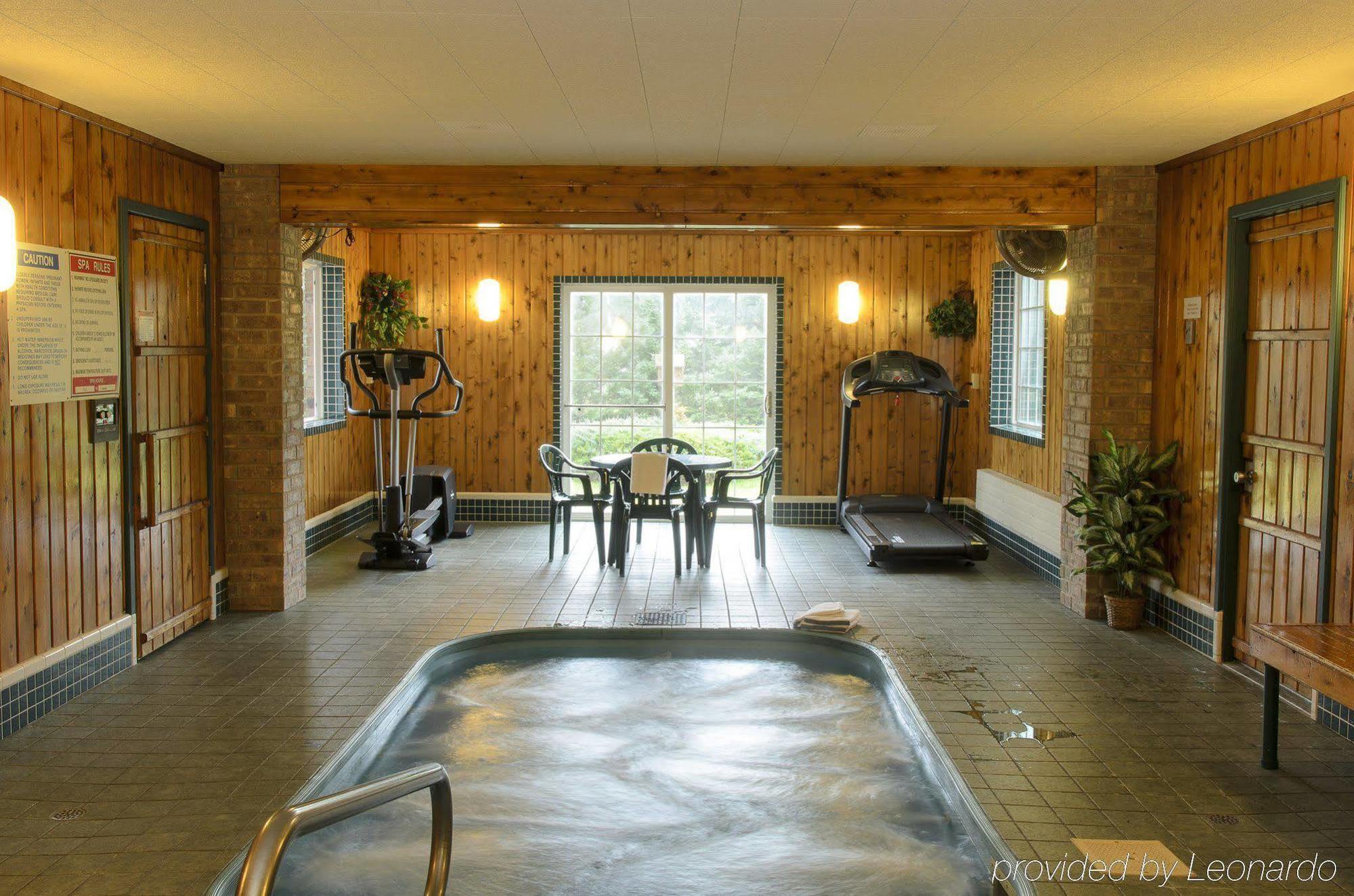 North Star Hotel Pictured Rocks Munising Esterno foto